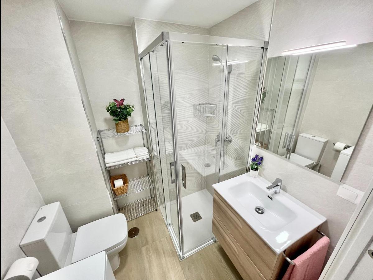 Precioso Estudio Con Piscina, Junto A La Playa Torre Del Mar Exteriér fotografie